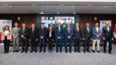 جانب من اجتماع مجلس أمناء الجامعة المصرية اليابانية للعلوم والتكنولوجيا بحضور وزير التعليم العالي.